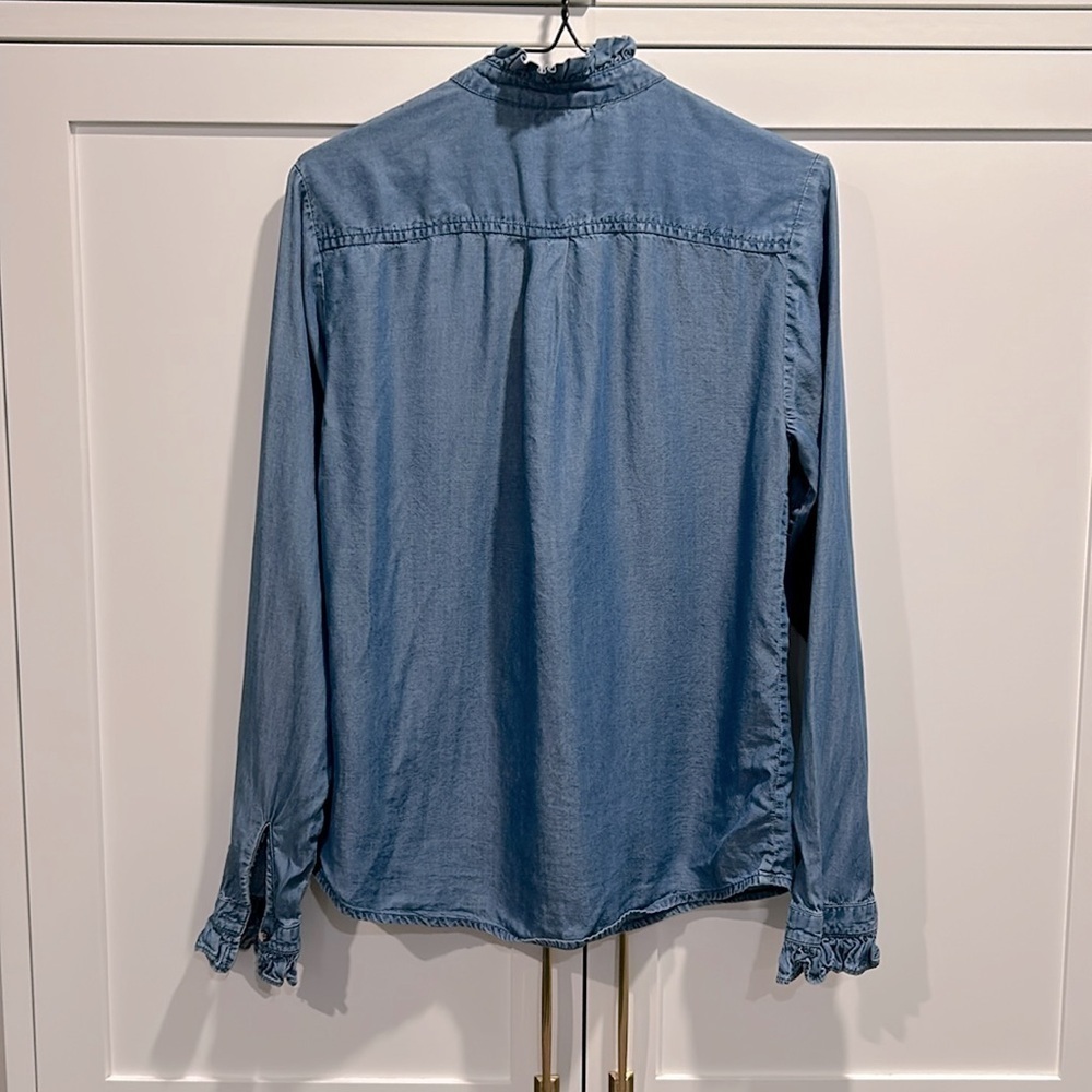 RW&CO Lyocell Denim color Shirt Long Sleeves Ruffles Size Small - Picture 3 of 11